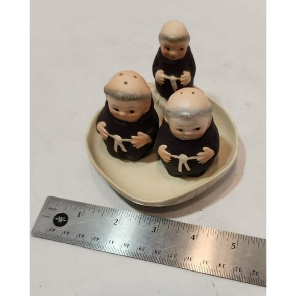 Vintage Goebel Friar Tuck Salt  And Pepper Shakers and 1956 Trinket Dish - Picture 16 of 16